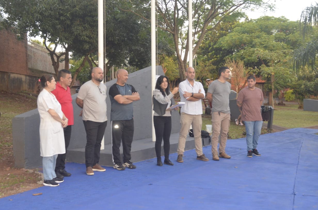 <p>Se Inauguró oficialmente la remodelación de la plaza de Barrio Los Kiris</p>